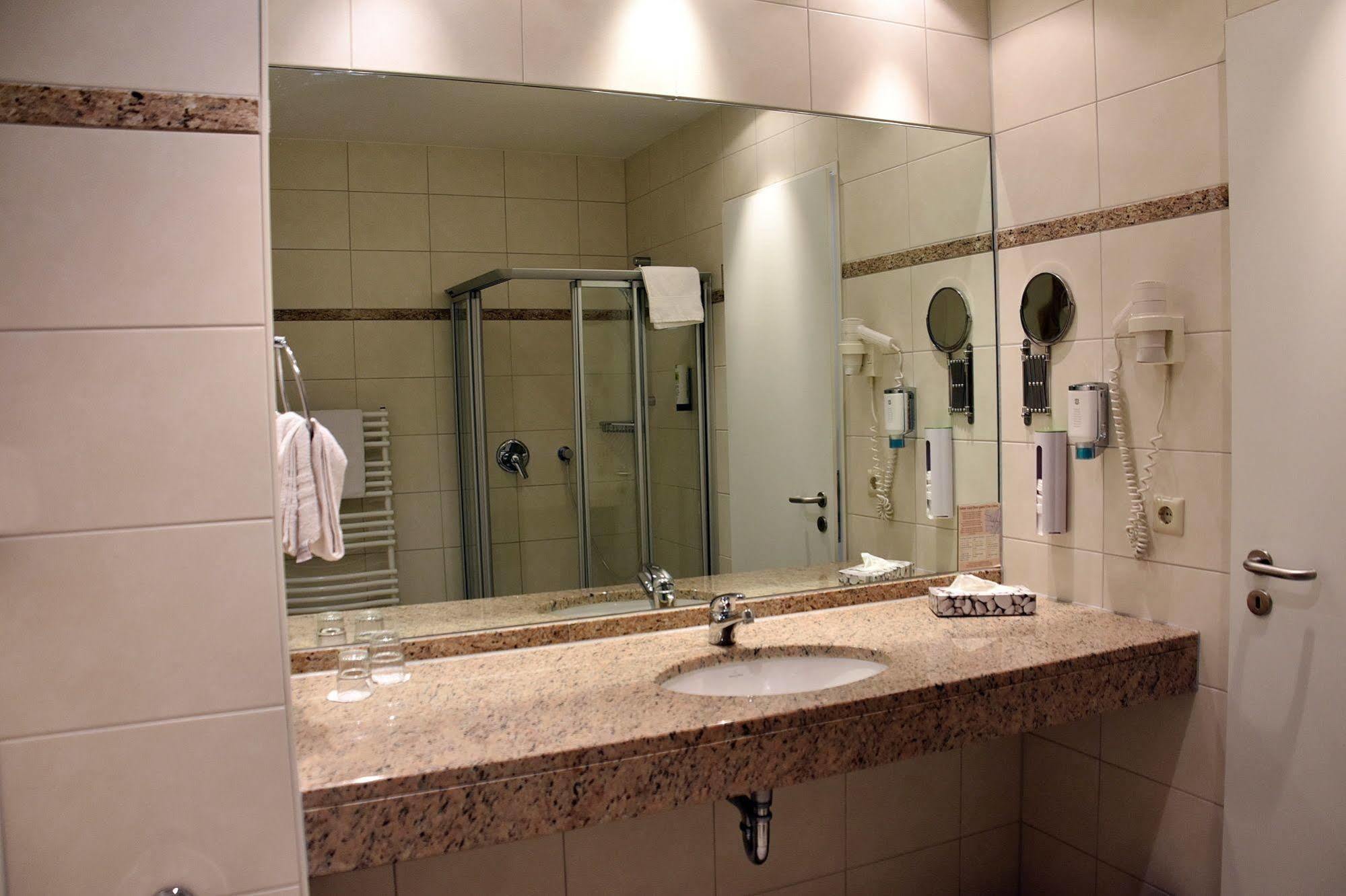 Koncept Hotel Benedikt سيغبورغ المظهر الخارجي الصورة